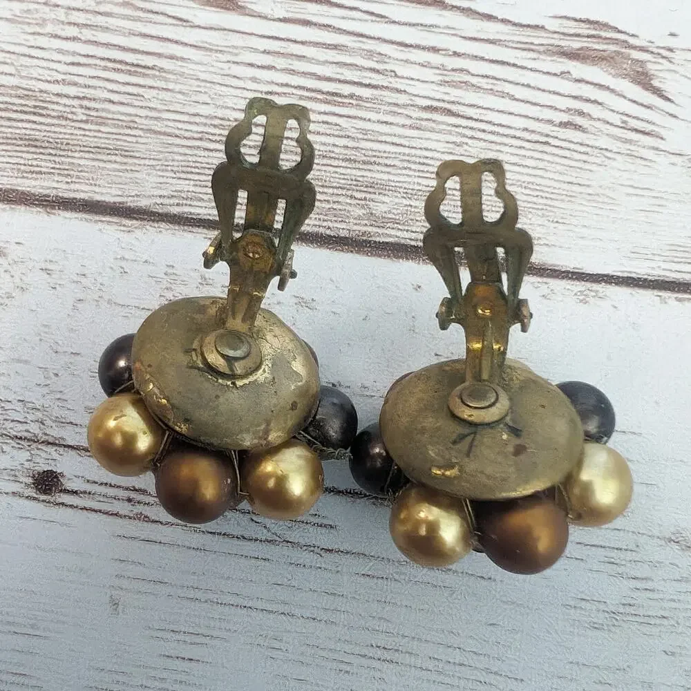 Vintage Clip On Earrings - Just Under 1